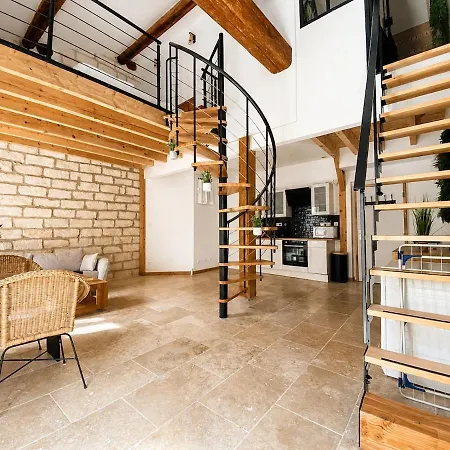 Le Bazille - Superbe Loft T2, Clim, Centre-ville, Quartier Mediterranee